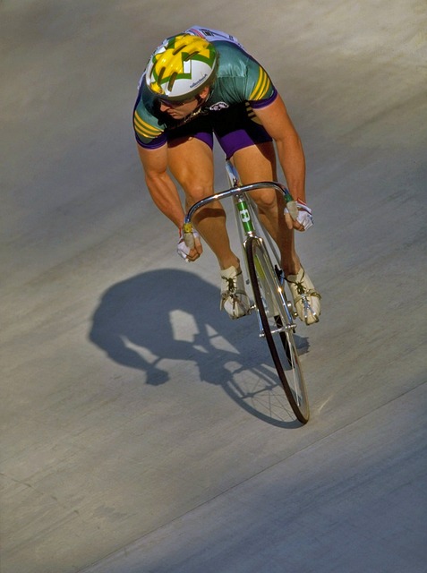 事以及对社 事以及对社